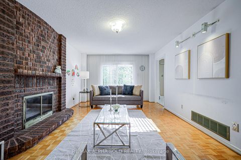 Photo 18 at 360 Goldhawk Trail, Milliken, Toronto
