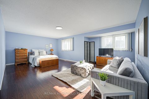 Photo 32 at 360 Goldhawk Trail, Milliken, Toronto