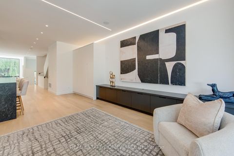 Photo 20 at 174 Kenilworth Avenue, The Beaches, Toronto