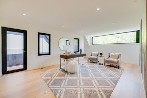Photo 39 at 174 Kenilworth Avenue, The Beaches, Toronto