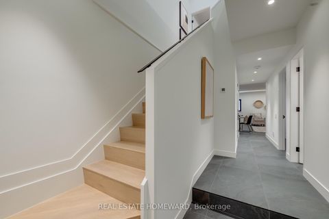 Photo 40 at 174 Kenilworth Avenue, The Beaches, Toronto