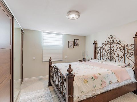 Photo 24 at 162 Beechwood Avenue, York Mills, Toronto