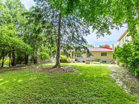 Photo 31 at 162 Beechwood Avenue, York Mills, Toronto