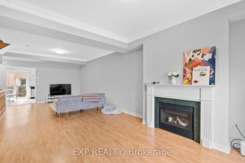 Photo 14 at 90 - 9133 Bayview Avenue, Doncrest, Richmond Hill