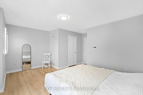 Photo 21 at 90 - 9133 Bayview Avenue, Doncrest, Richmond Hill