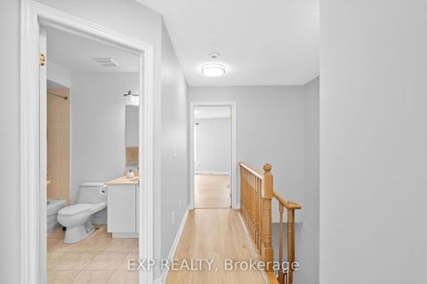 Photo 23 at 90 - 9133 Bayview Avenue, Doncrest, Richmond Hill