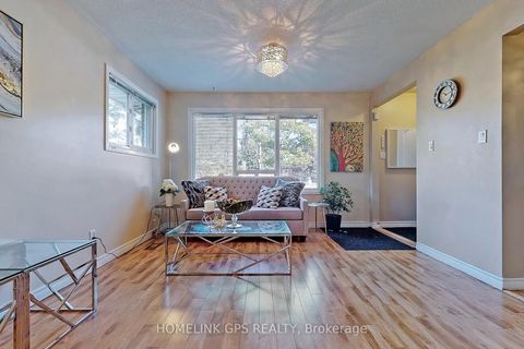 Photo 11 at 267 Elgin Mills Road W, Mill Pond, Richmond Hill
