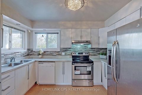 Photo 13 at 267 Elgin Mills Road W, Mill Pond, Richmond Hill