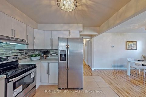 Photo 19 at 267 Elgin Mills Road W, Mill Pond, Richmond Hill