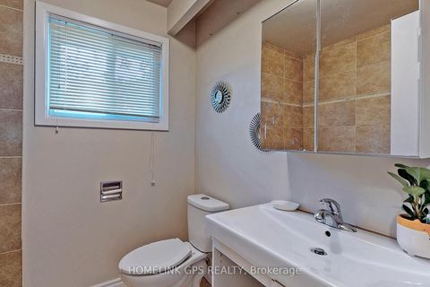 Photo 22 at 267 Elgin Mills Road W, Mill Pond, Richmond Hill