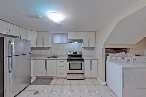 Photo 26 at 267 Elgin Mills Road W, Mill Pond, Richmond Hill