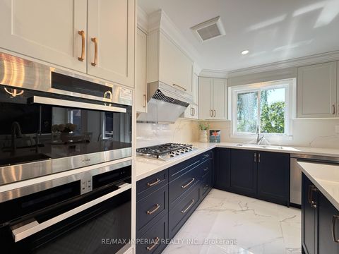 Photo 6 at 2128 Mayflower Boulevard, RO River Oaks, Oakville