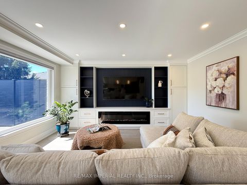 Photo 16 at 2128 Mayflower Boulevard, RO River Oaks, Oakville