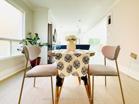 Photo 21 at 2128 Mayflower Boulevard, RO River Oaks, Oakville