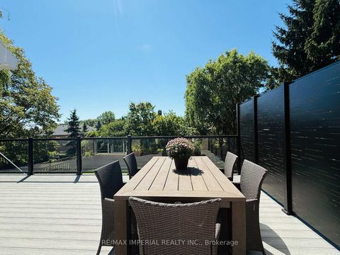 Photo 32 at 2128 Mayflower Boulevard, RO River Oaks, Oakville