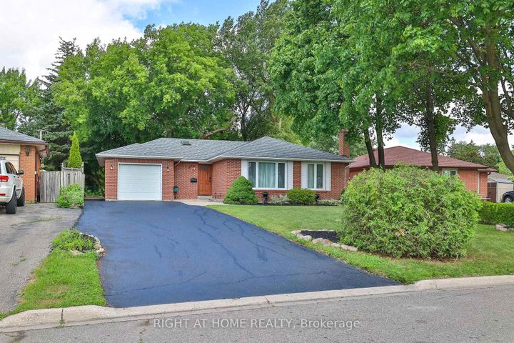 Photo 48 at 25 Devonshire Drive, Southgate, Brampton