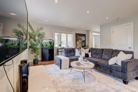 Photo 1 at 1 Chiswick Avenue, Amesbury, Toronto
