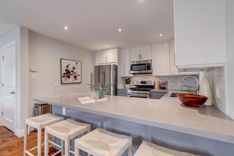 Photo 5 at 1 Chiswick Avenue, Amesbury, Toronto