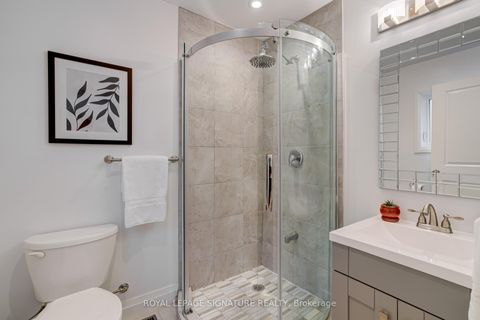 Photo 12 at 1 Chiswick Avenue, Amesbury, Toronto