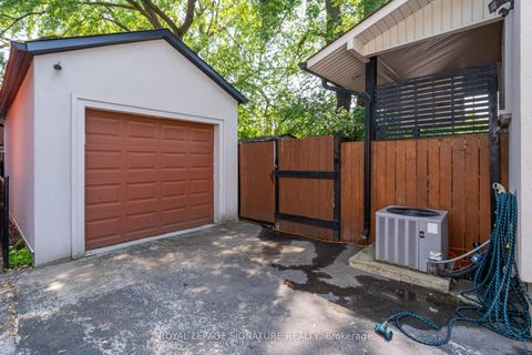 Photo 38 at 1 Chiswick Avenue, Amesbury, Toronto