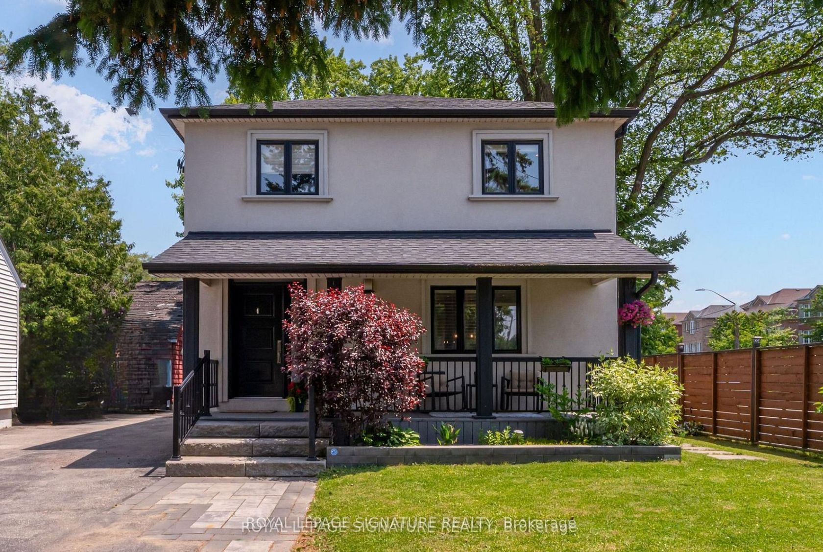 1 Chiswick Avenue, Amesbury, Toronto 