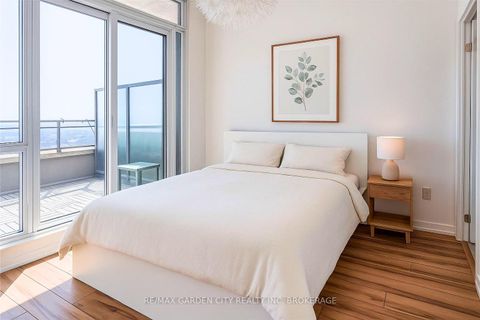 Photo 11 at 1402 - 5101 Dundas Street W, City Centre West, Toronto