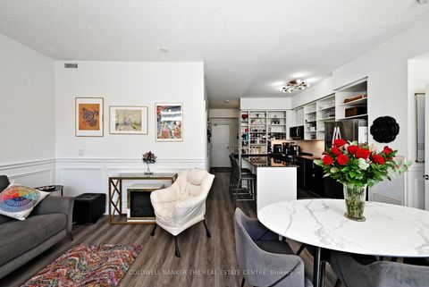 Photo 14 at 825 - 36 Via Bagnato Avenue, Glen Park, Toronto