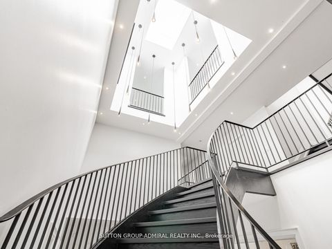 Photo 4 at 11 Frontenac Avenue, Nortown, Toronto