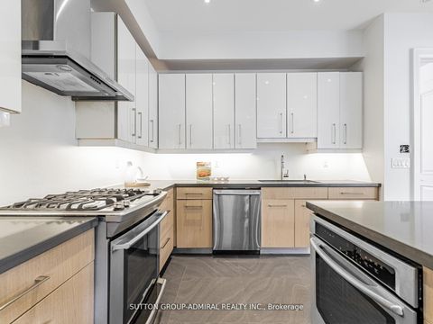 Photo 24 at 11 Frontenac Avenue, Nortown, Toronto