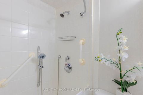 Photo 24 at 707 - 3311 Kingston Road, Scarborough Village, Toronto