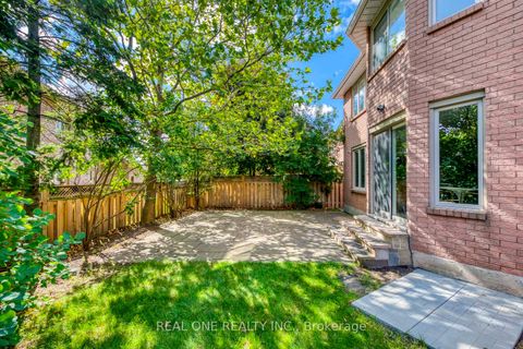 Photo 43 at 2075 Banbury Crescent, RO River Oaks, Oakville