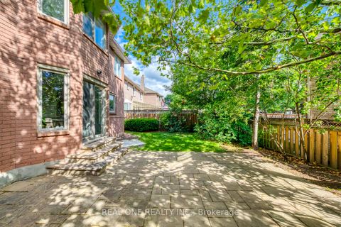 Photo 44 at 2075 Banbury Crescent, RO River Oaks, Oakville