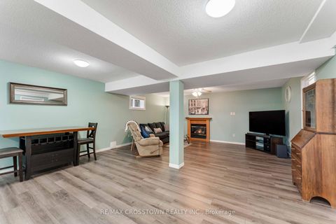 Photo 19 at 36 Leslie Avenue, Holly, Barrie