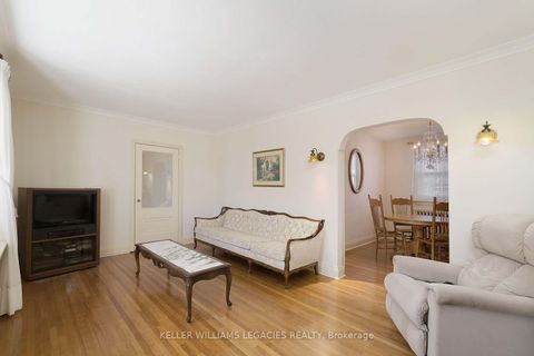 Photo 4 at 540 Atlas Avenue, Oakwood Village, Toronto
