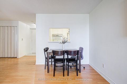 Photo 12 at 1531 - 68 CORPORATE Drive, Woburn, Toronto
