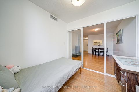 Photo 17 at 1531 - 68 CORPORATE Drive, Woburn, Toronto