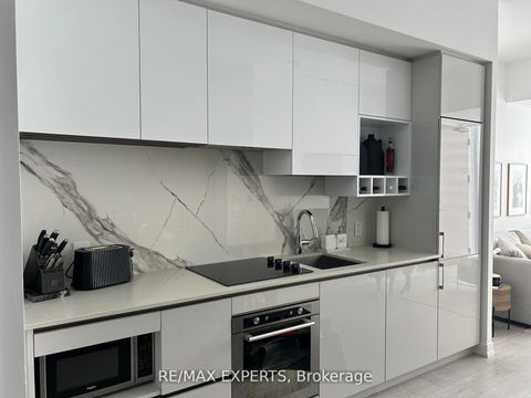 Photo 1 at TH05 - 9 Buttermill Avenue W, Concord, Vaughan