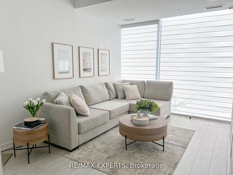 Photo 12 at TH05 - 9 Buttermill Avenue W, Concord, Vaughan