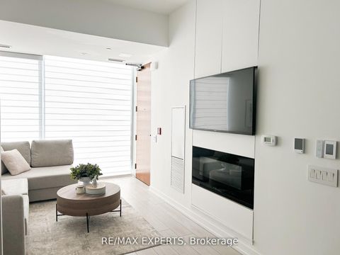 Photo 16 at TH05 - 9 Buttermill Avenue W, Concord, Vaughan