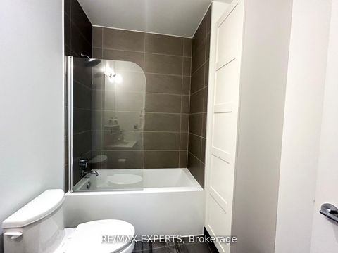 Photo 18 at TH05 - 9 Buttermill Avenue W, Concord, Vaughan