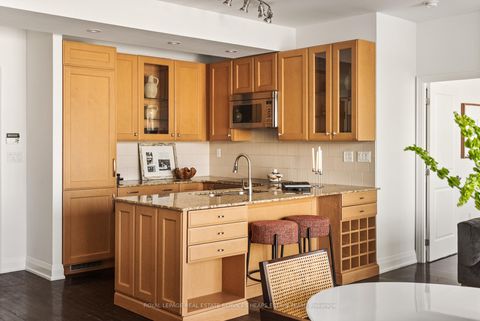 Photo 7 at 613 - 1 Bedford Road, Annex, Toronto Photo 7 at 613 - 1 Bedford Road, Annex, Toronto