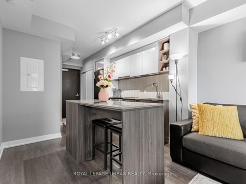 Photo 6 at 541 - 31 Tippett Road, Clanton Park, Toronto
