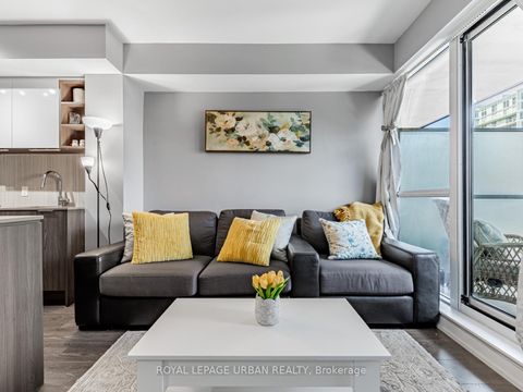 Photo 9 at 541 - 31 Tippett Road, Clanton Park, Toronto