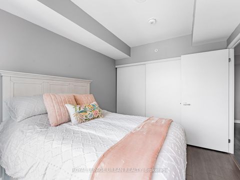 Photo 14 at 541 - 31 Tippett Road, Clanton Park, Toronto