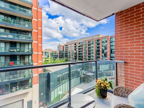 Photo 17 at 541 - 31 Tippett Road, Clanton Park, Toronto