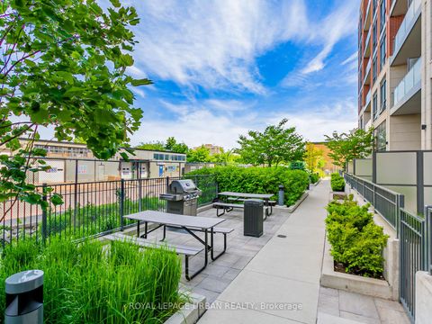 Photo 21 at 541 - 31 Tippett Road, Clanton Park, Toronto