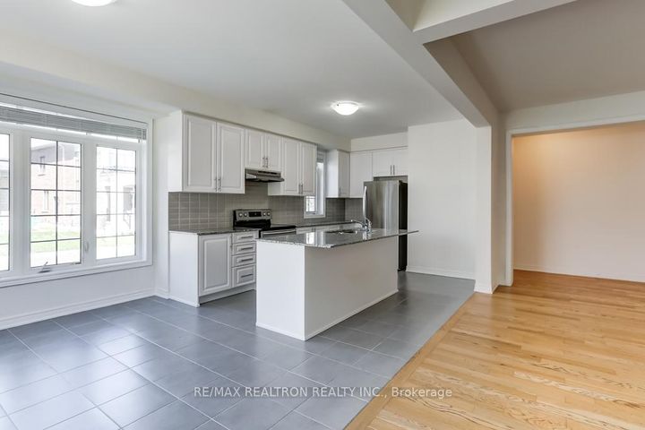 Photo 4 at 44 Brent Stephens Way, Northwest Brampton, Brampton