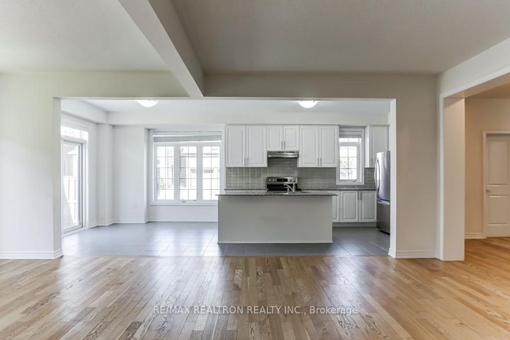 Photo 11 at 44 Brent Stephens Way, Northwest Brampton, Brampton