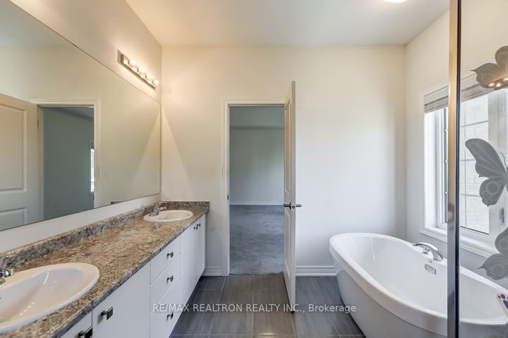 Photo 20 at 44 Brent Stephens Way, Northwest Brampton, Brampton