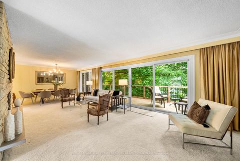 Photo 6 at 9 Audubon Court, Westgate, Toronto